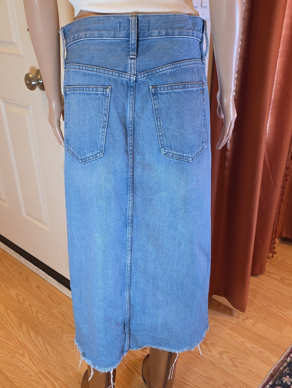 Madewell The Rilee Denim Mini Skirt, Enmore Wash Sz 27 EUC - Picture 13 of 15